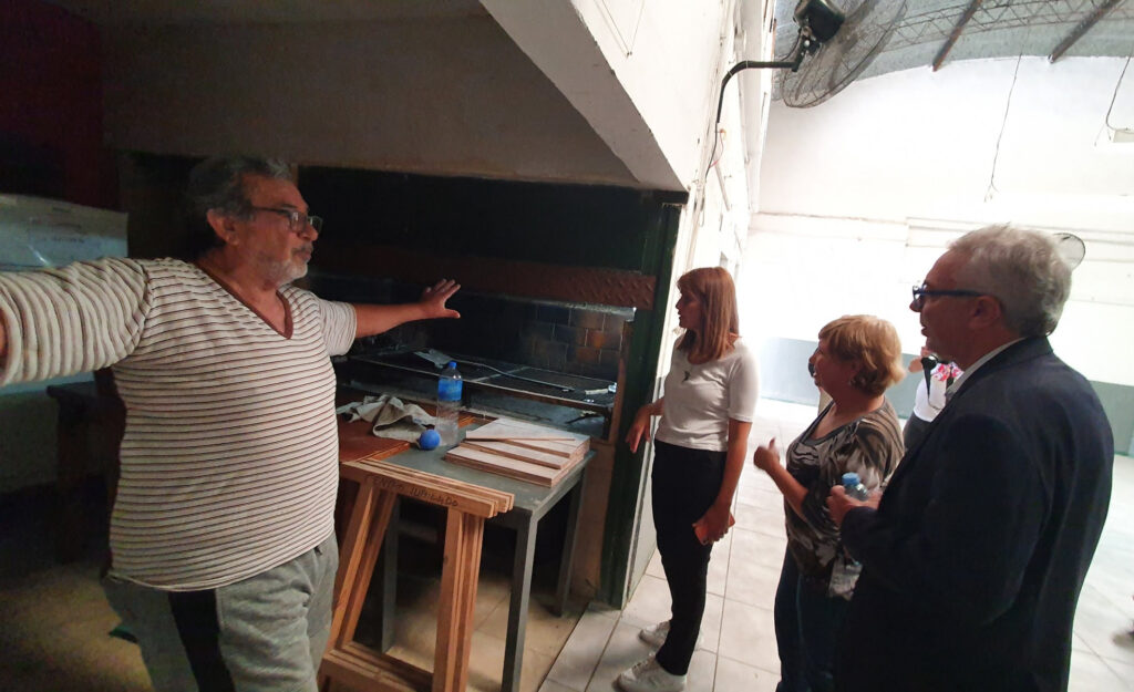 Julio y Gisela Zamora visitaron el Centro de Jubilados “La Casita” en Tigre Norte