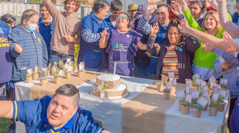 Juan Andreotti compartió el festejo de los 35 años del Taller Protegido Municipal