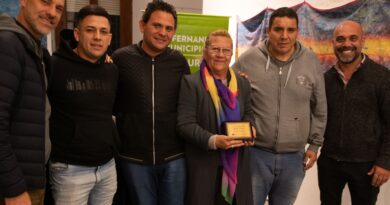 San Fernando reconoció a las murgas participantes del Gran Corso Familiar 2022