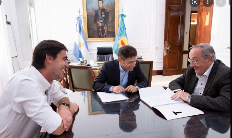 Kicillof se reunió con el intendente Lunghi y el diputado Iparraguirre