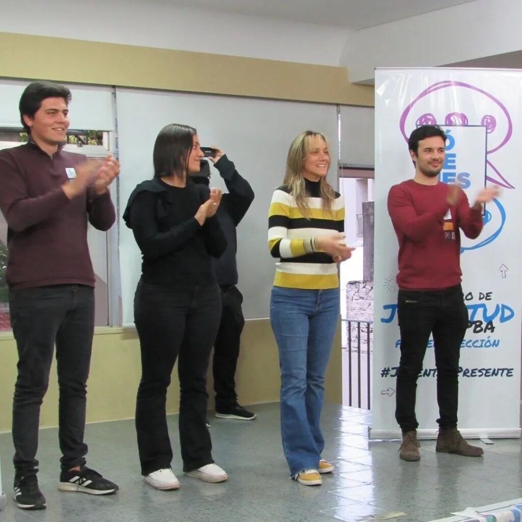 Jóvenes del Frente Renovador de la Primera Sección Electoral en Vicente López