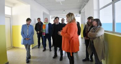 El Gobernador recorrió las obras de construcción del edificio de la Escuela Secundaria N°2 de General La Madrid.