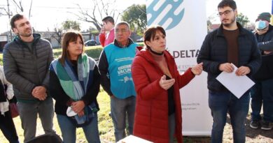 Roxana López encabezó el operativo territorial de promotores de salud del centro de estudios delta