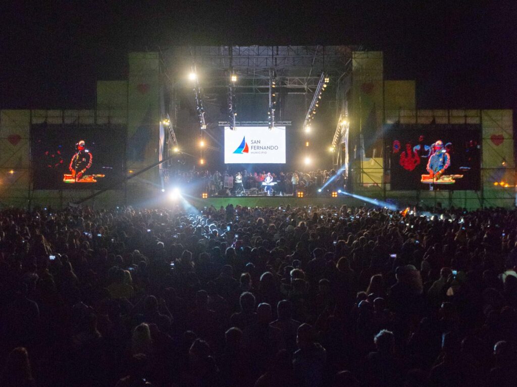 Miles de familias disfrutaron el show homenaje a Pablo Lescano en San Fernando