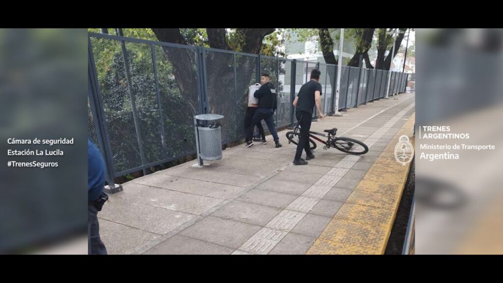 Robó una bicicleta fuera de la estación, escapó en tren y fue detenido gracias a la aplicación Trenes seguros