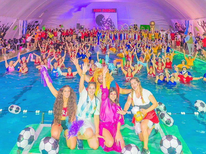 Divertidas fiestas de Aquagym en los Polideportivos de San Fernando 
