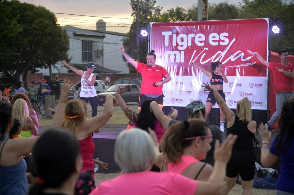 Tigre Saludable: el Municipio realizó una masterclass de Zumba en El Talar
