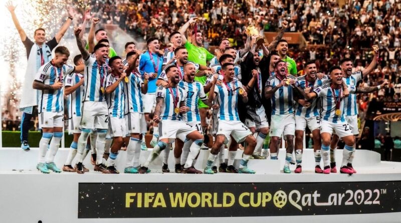 Argentina se coronó campeón mundial con una sufrida y eterna victoria en penales
