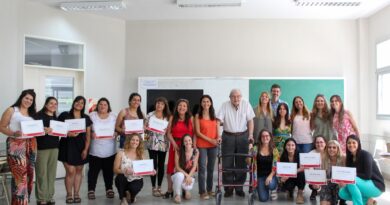 El Municipio de Tigre entregó diplomas a los docentes becados del programa "El Jardín de la Diversidad" que concluyeron sus capacitaciones