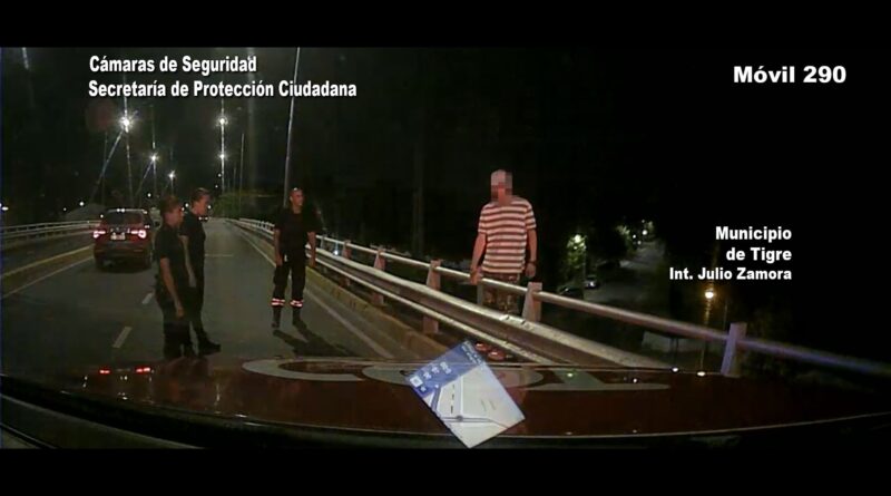 Imágenes dramáticas: agentes del COT evitaron que un joven se arrojara desde un puente en General Pacheco