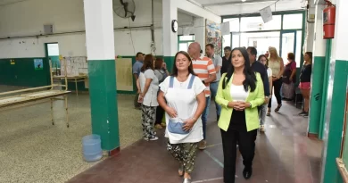 Noe Correa visitó la Escuela Primaria N° 40