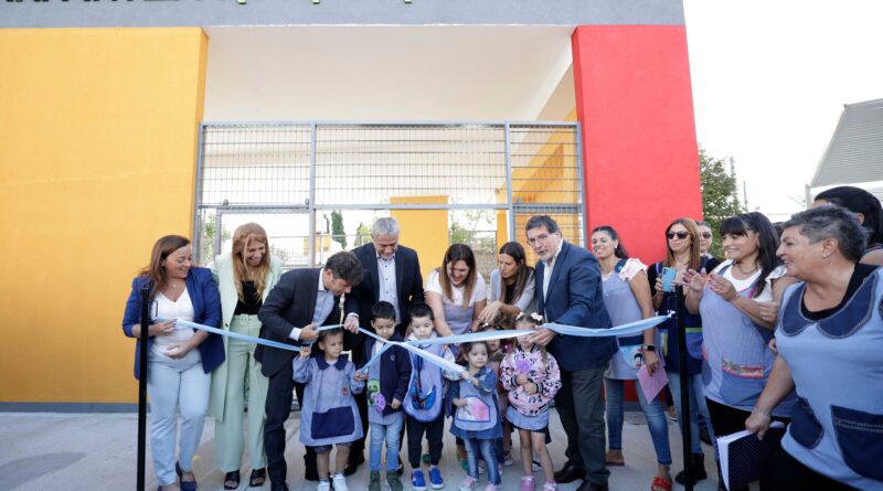 Kicillof y Ferraresi inauguraron el edificio del Jardín de Infantes N° 920 en Gerli