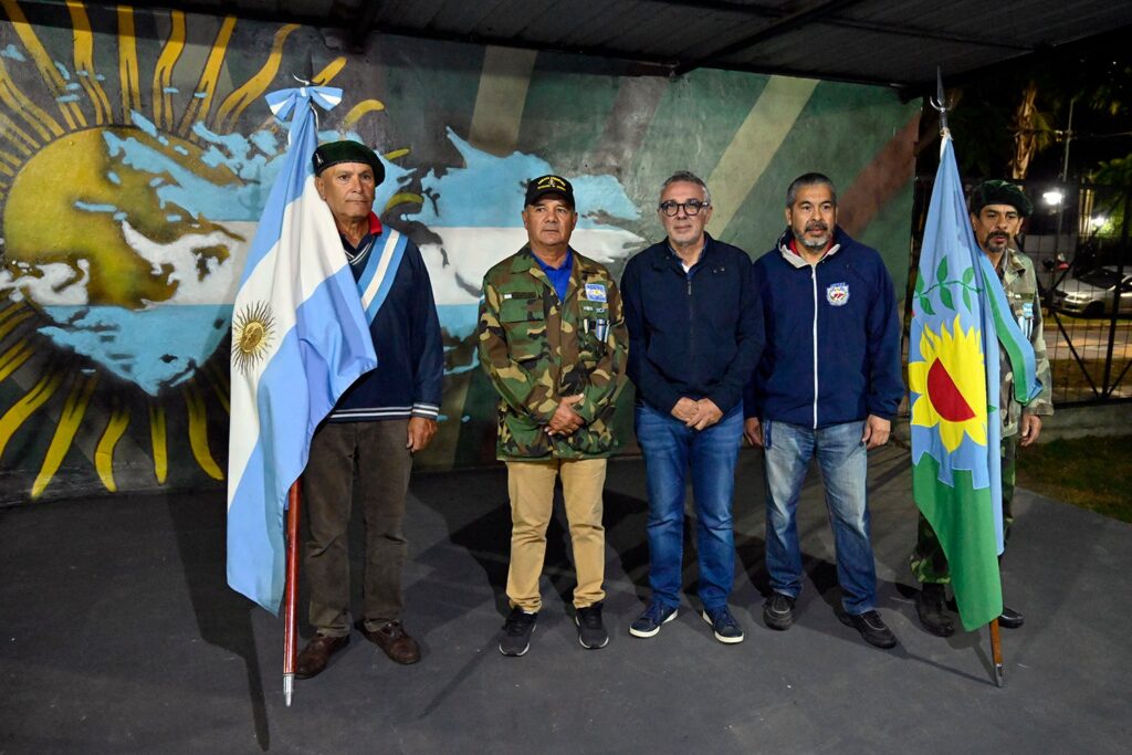 En General Pacheco, Julio Zamora encabezó una emotiva vigilia para homenajear a los héroes de Malvinas